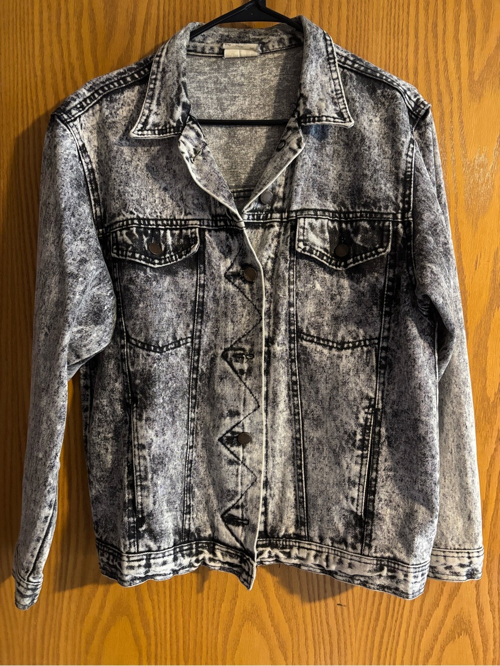 Women’s Vintage Acid-Wash Black & White Denim Jacket